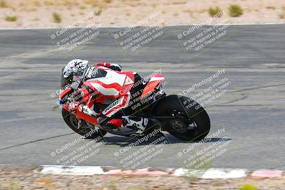 media/Oct-15-2022-TrackXperience (Sat) [[8f70b8b0be]]/Group 2/session 4 turn 1/